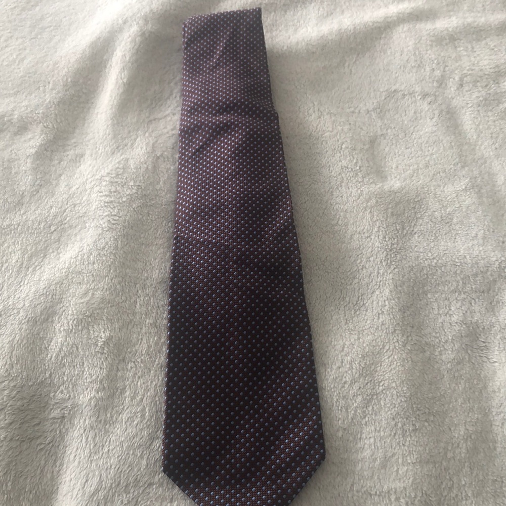 Brooks Brothers tie